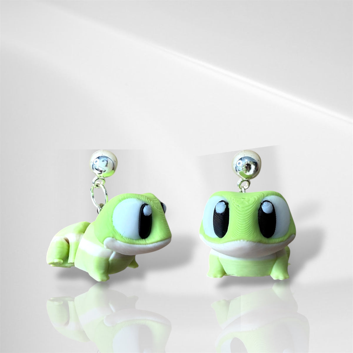 3D Striped Tree Frog Dangle Earrings