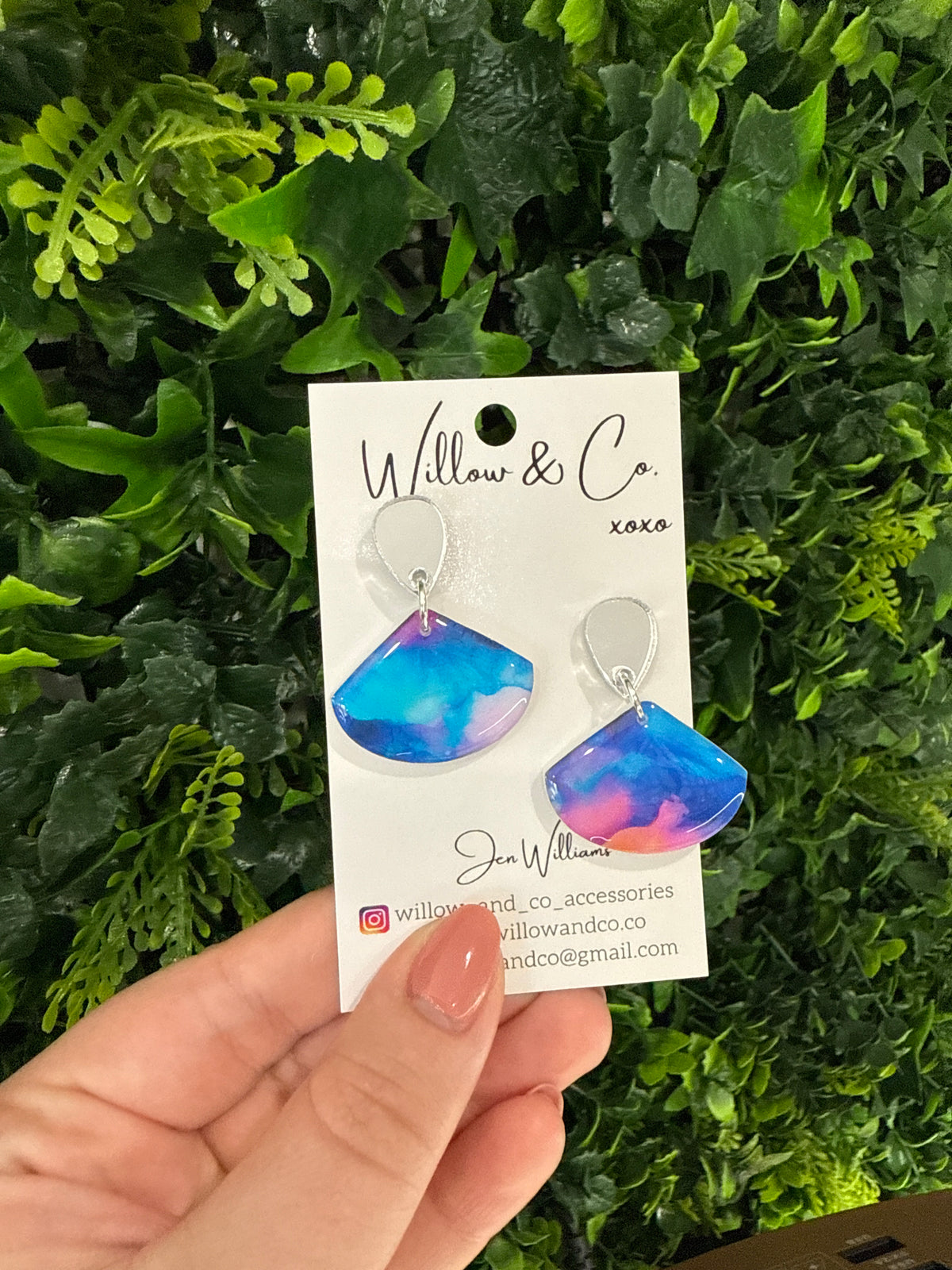 Fan Acrylic Daydream Bloom