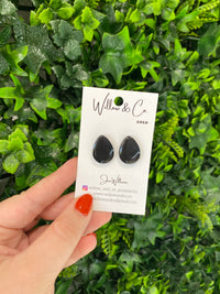 2cm Almond Stud Black