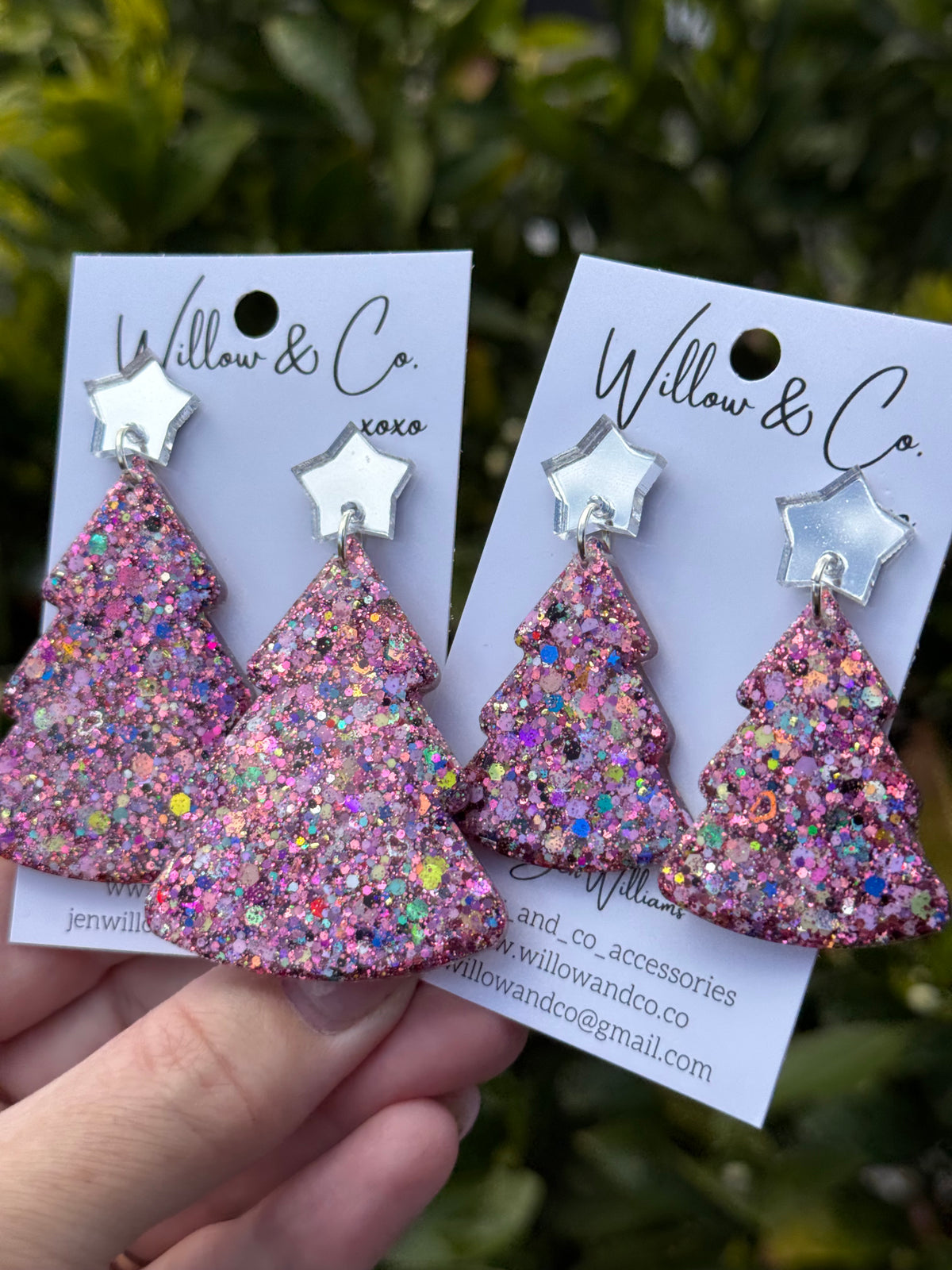 XL Christmas tree dangle Twinkle Berry