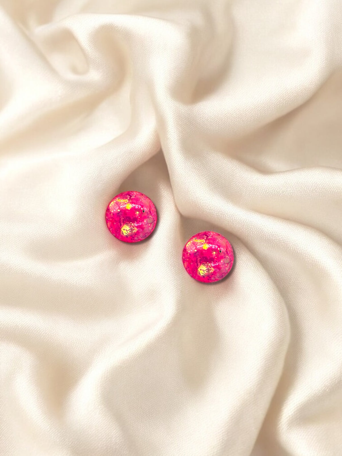 MINI Studs Vibrant Pink