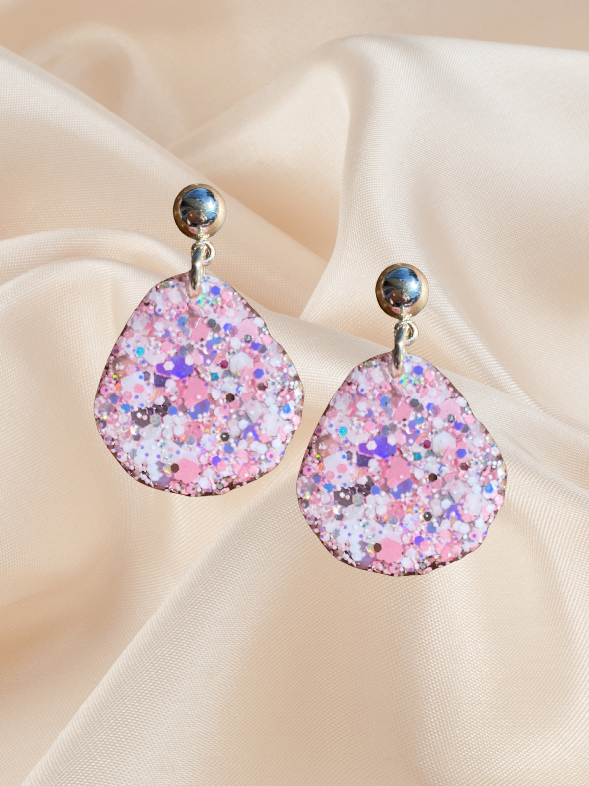 Mini Gem Dangle Blush Blizzard