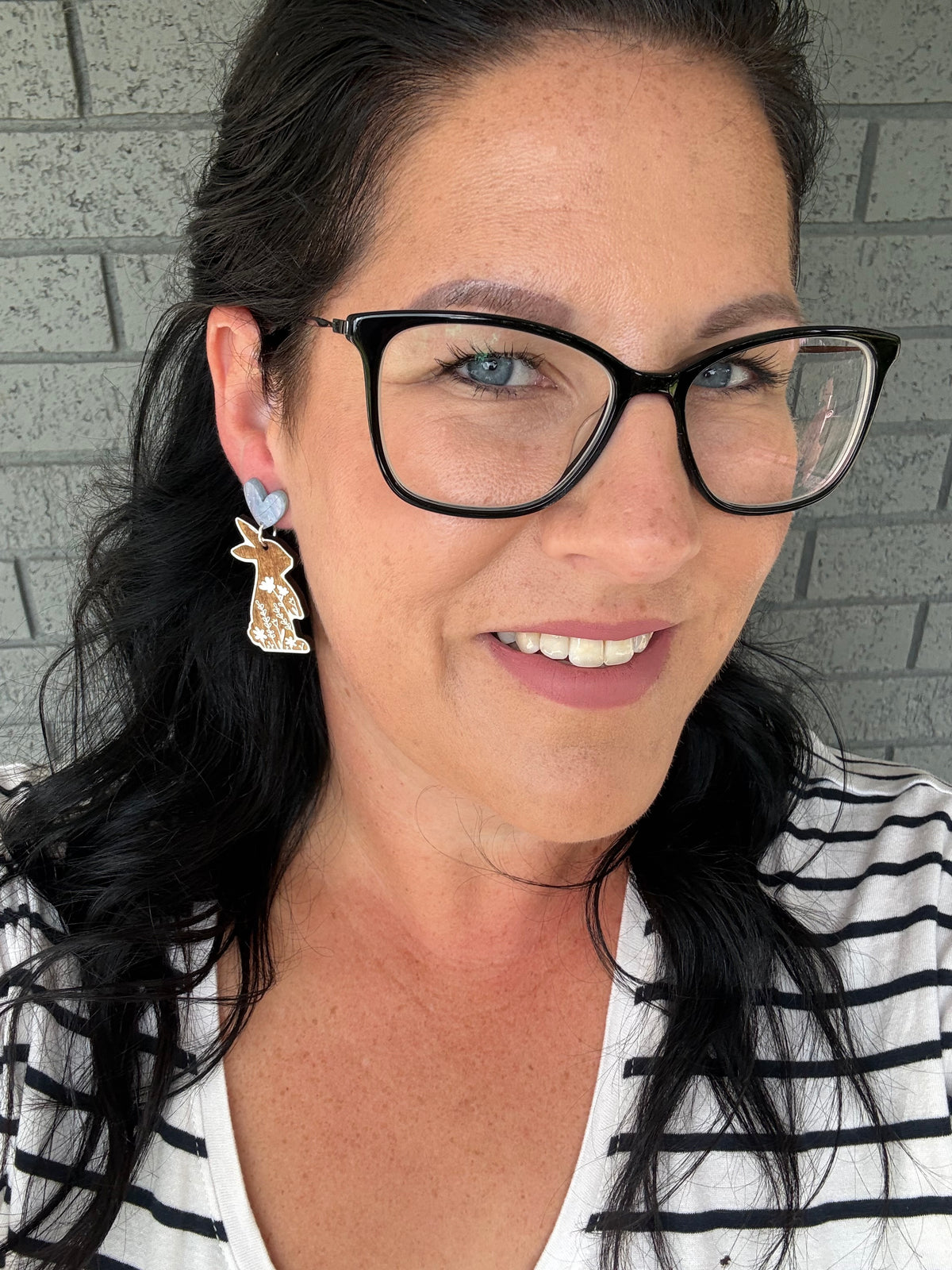 Engraved Bunny Dangle Blue