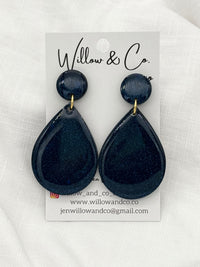 Large Dangle Navy Eclipse