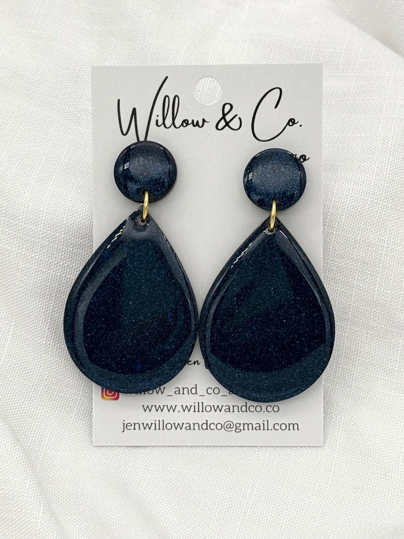 Large Dangle Navy Eclipse