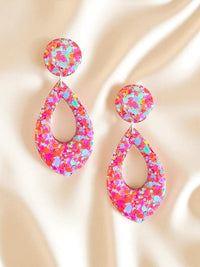 Large Feature Teardrop Dangle Bubblegum Pink