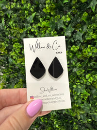 MAXI Acrylic Stud Onyx Edge