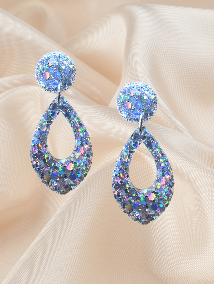 Large Feature Teardrop Kaleidoscope Silver