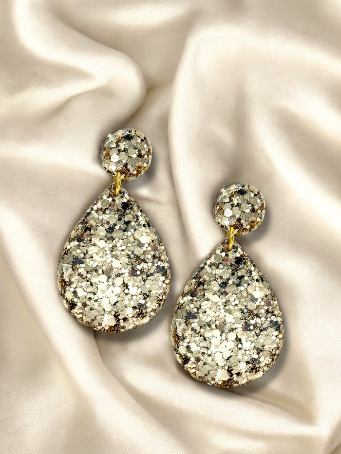 Large Dangle Luminous Gold