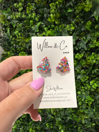 2cm Christmas Tree Studs Merry Bright