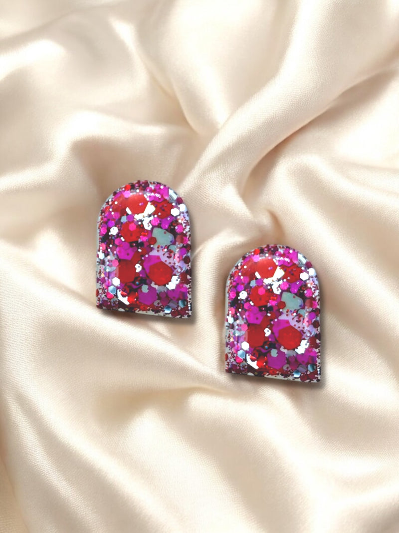Arch Studs Sweetheart