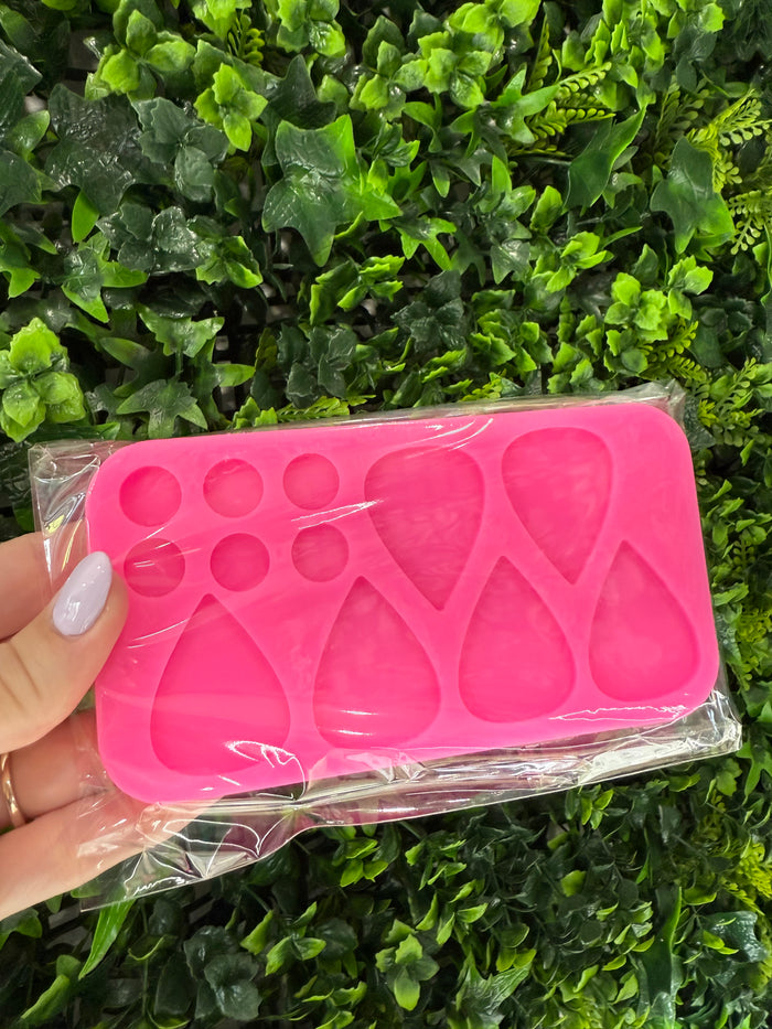 SILICONE MOULD Teardrop Dangle x3