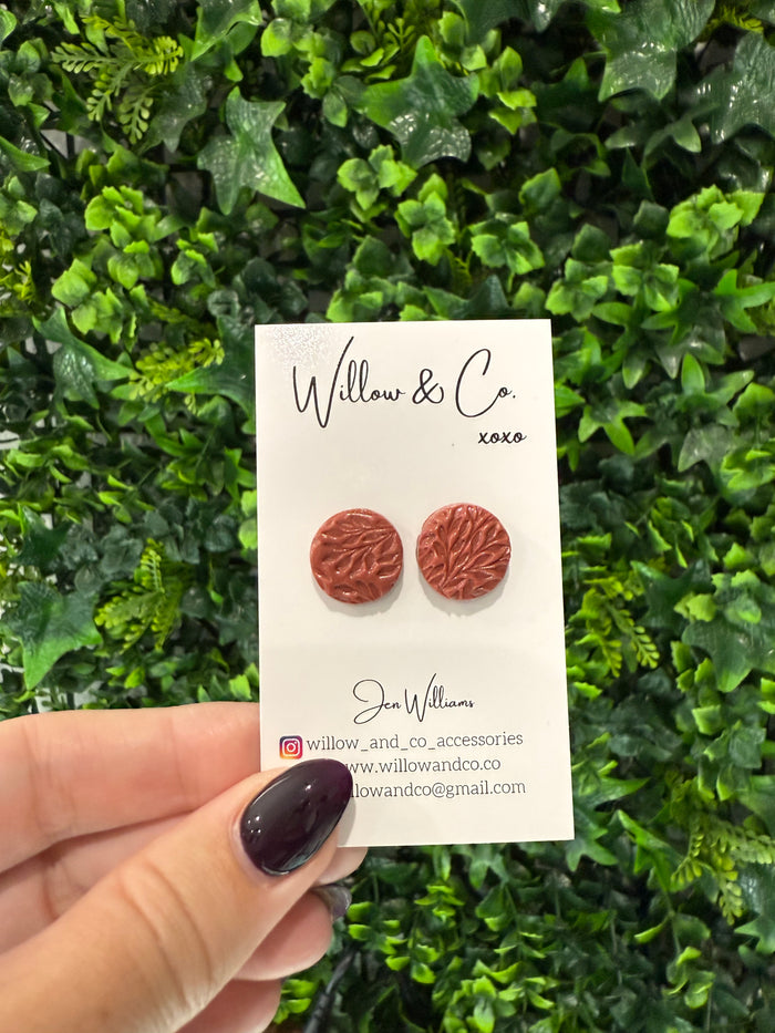 1.5cm Leaf Textured Clay Stud Terracotta
