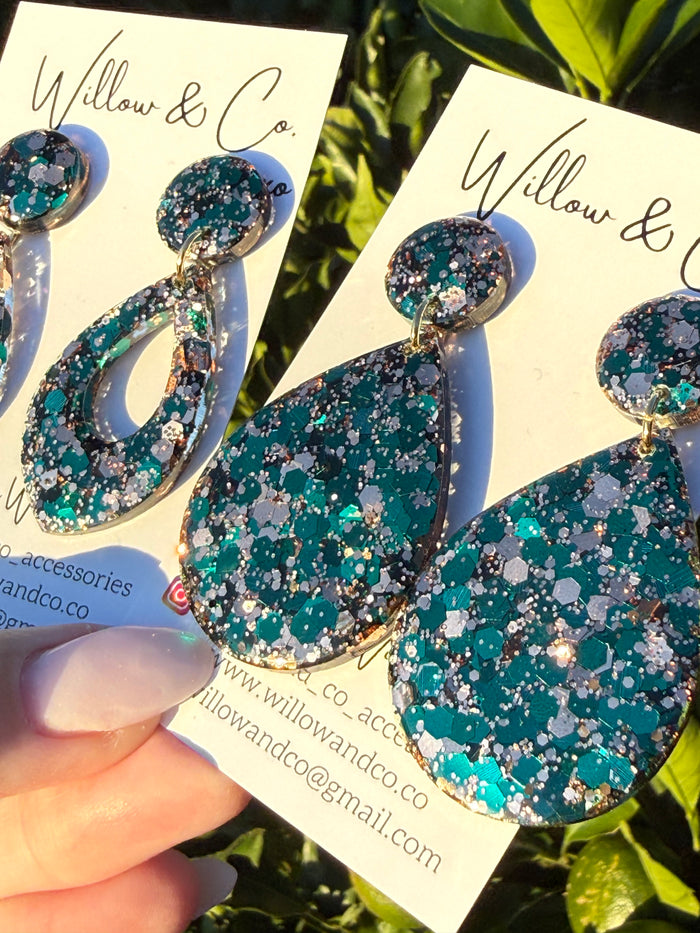 Large Dangle Velvet Evergreen