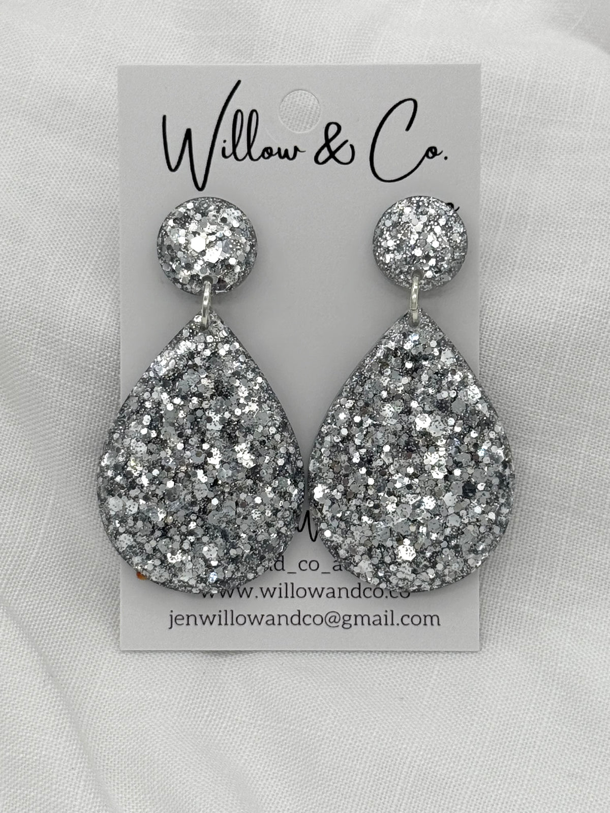Large Dangle Luminous Silver