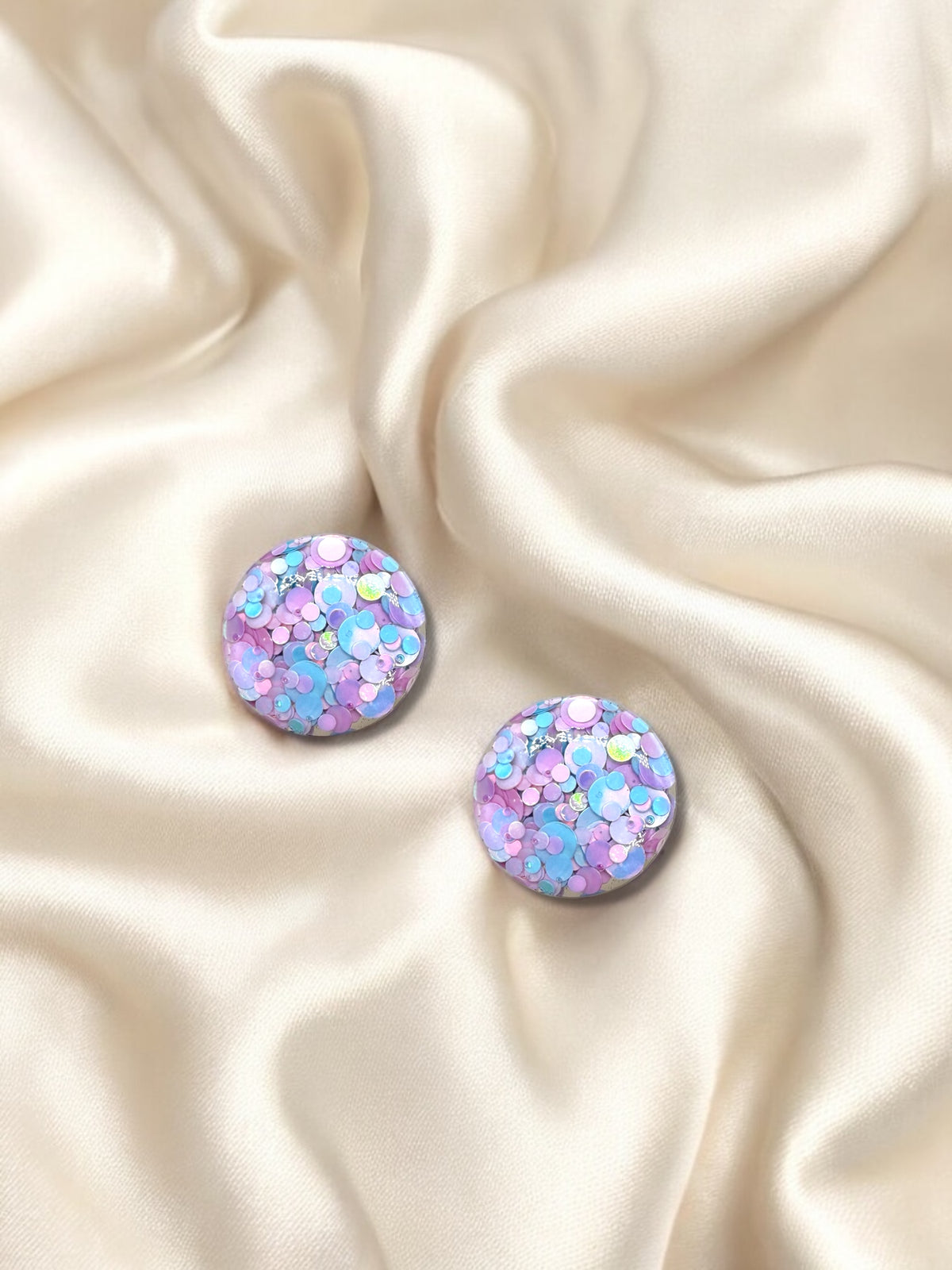 1.5cm Studs Pastel Pearl