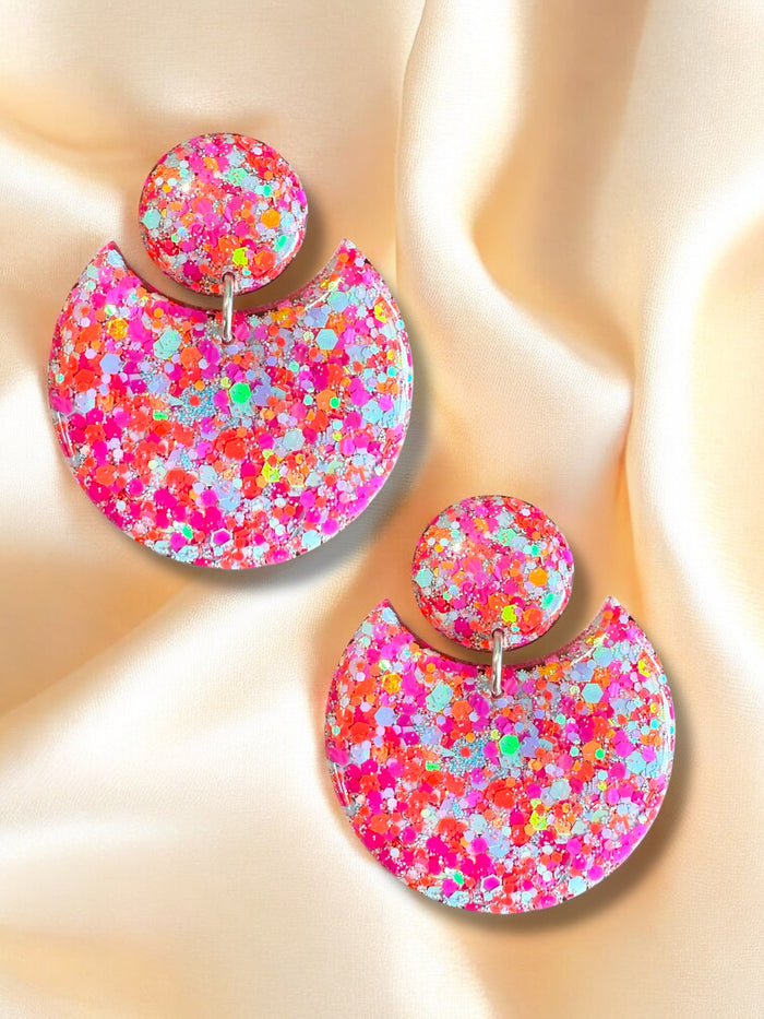 Statement Scoop Dangle Bubblegum Pink