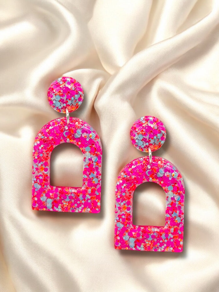 Large Arch Bubblegum Pink