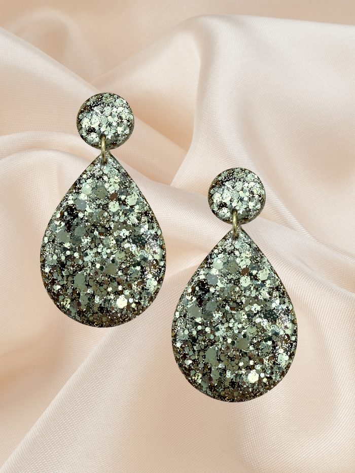 Large Dangle Luminous Gold