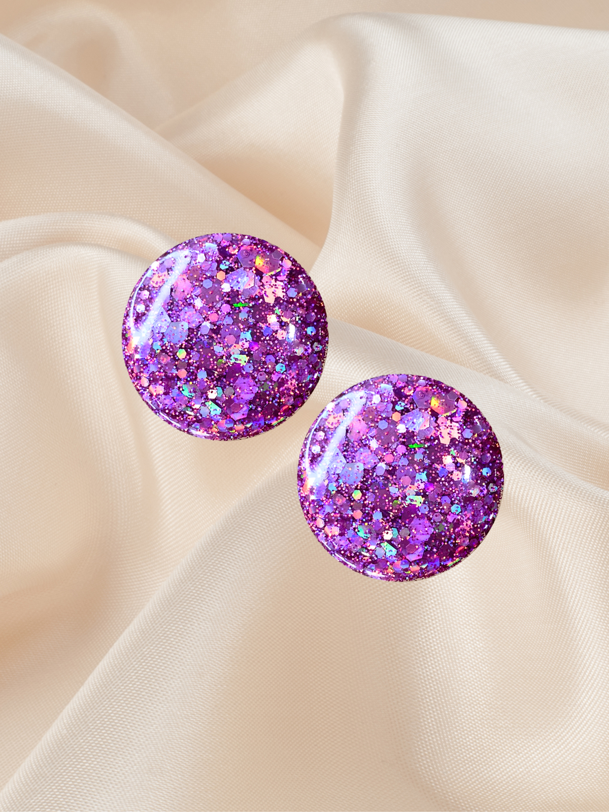 Maxi Stud Prismatic Plum