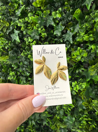 Golden Leaf Stud