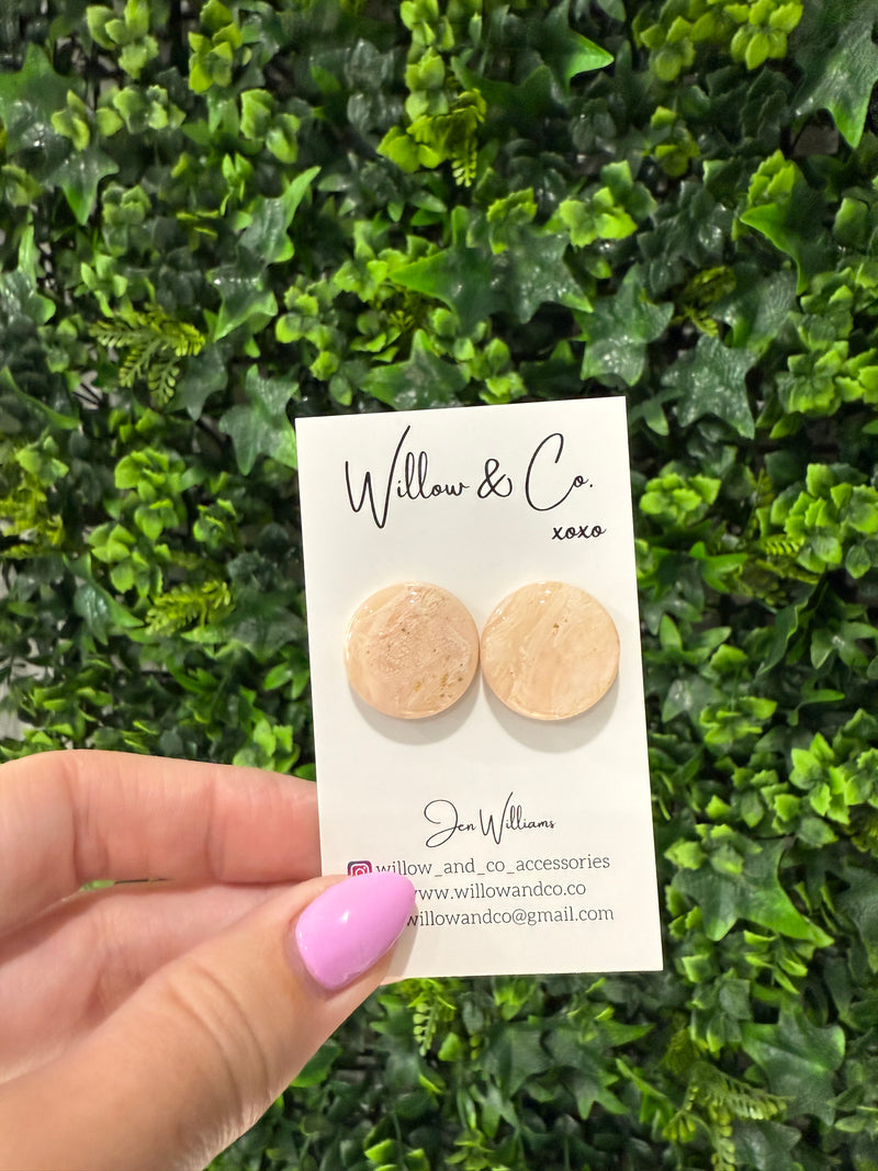 2cm Clay Stud Blush Sand