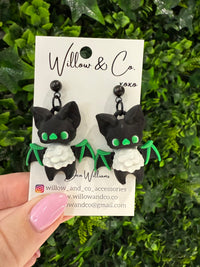 3D Bat Dangles Green