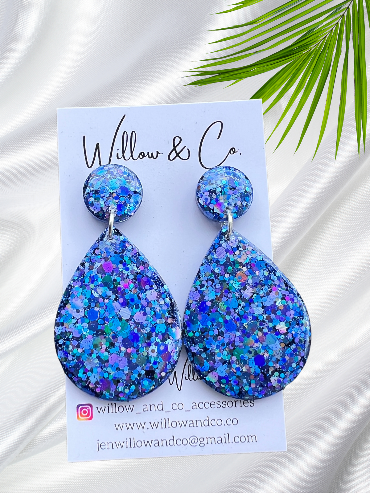 Large Dangle Deep Blue