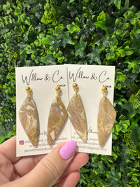 Large Dangle Marbled Smokey Sandstone