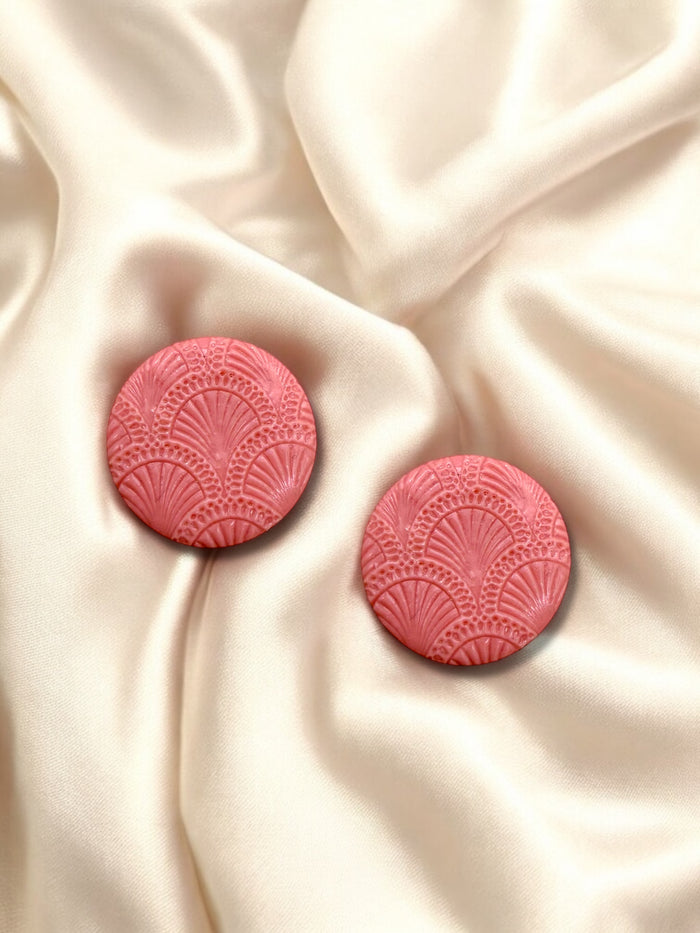 2cm Fan Textured Clay Studs Peachy Pink