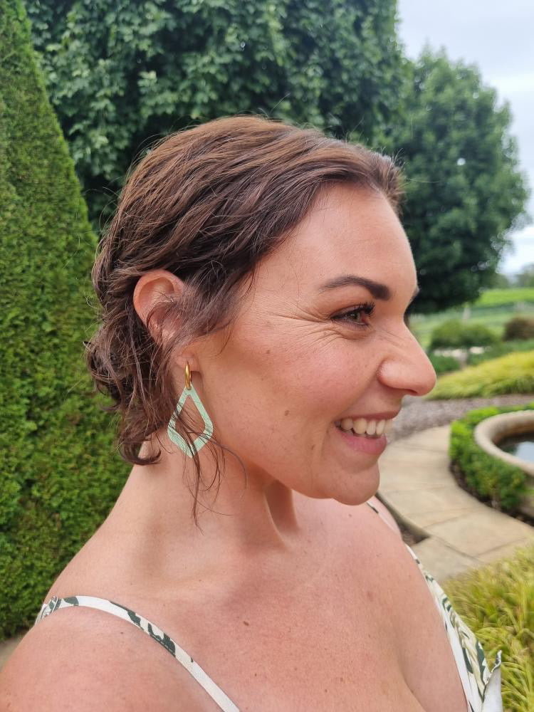 Large Dangle Sage & Gold