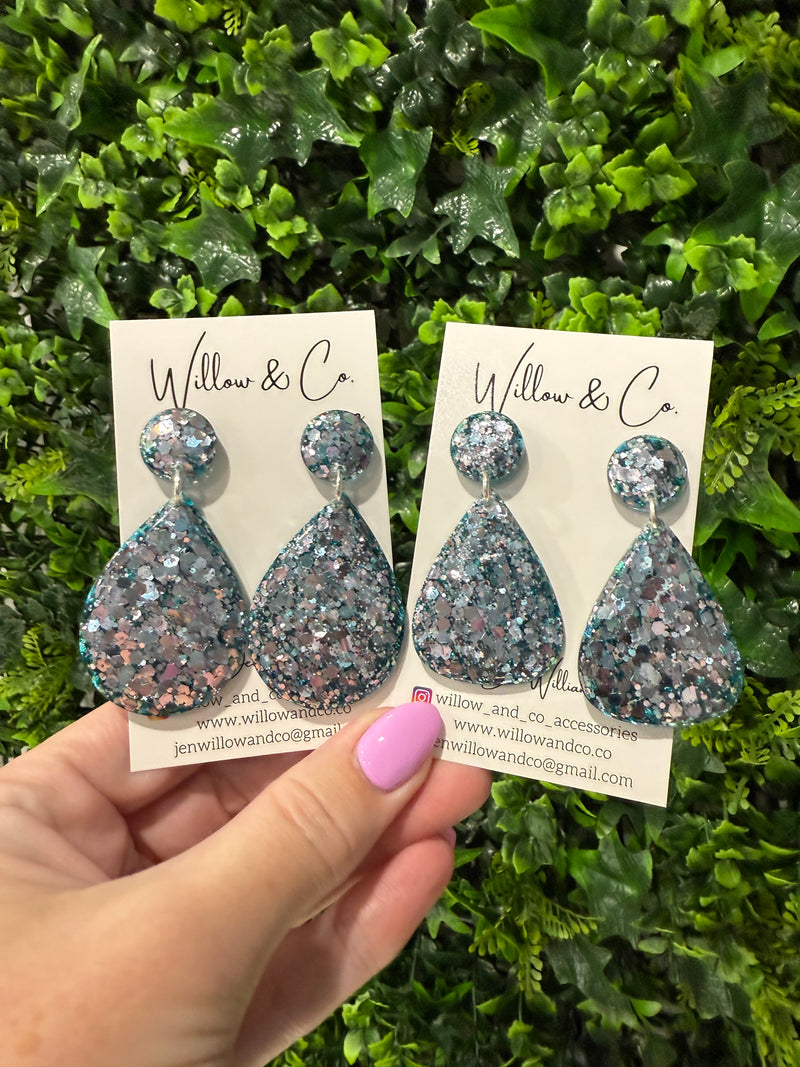 MIDI Teardrop Dangle Sea Foam Glow