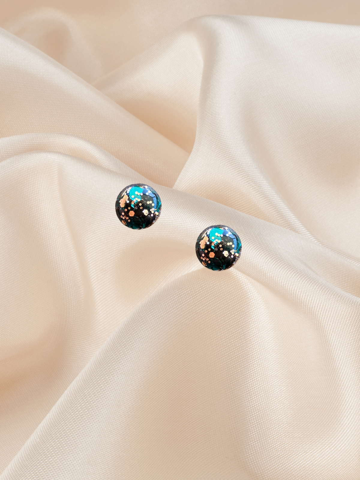 Mini Stud Velvet Evergreen