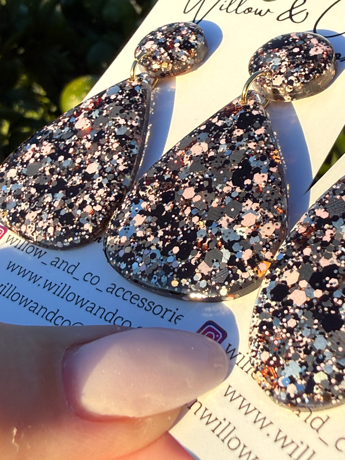 MIDI Teardrop Dangle Mocha Glam