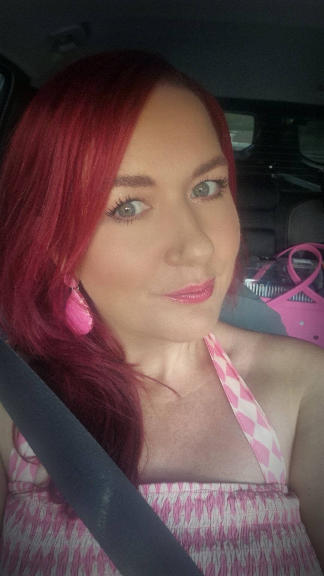 Large Dangle Barbie Pink