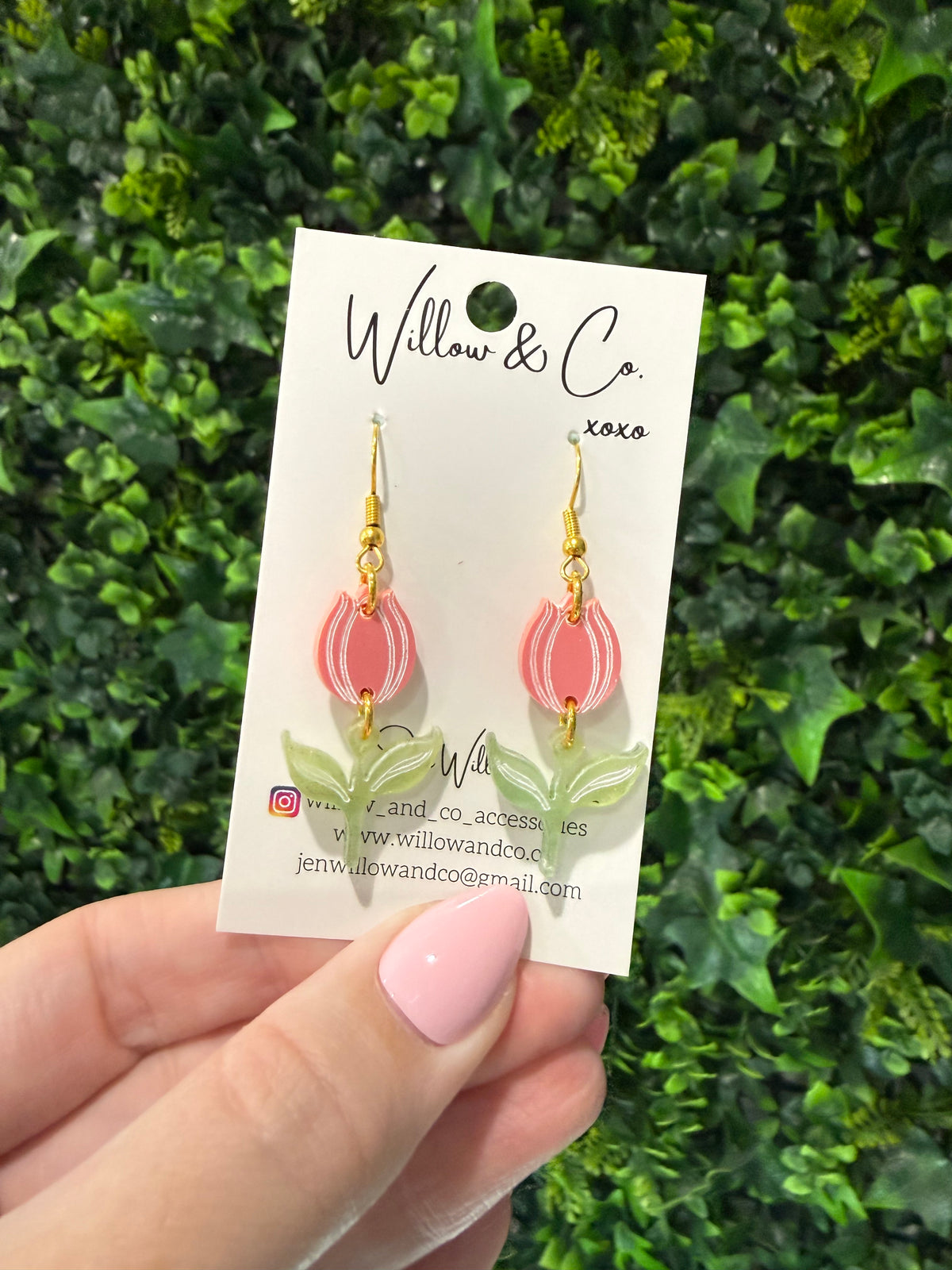 Mini Tulip Dangle Pink