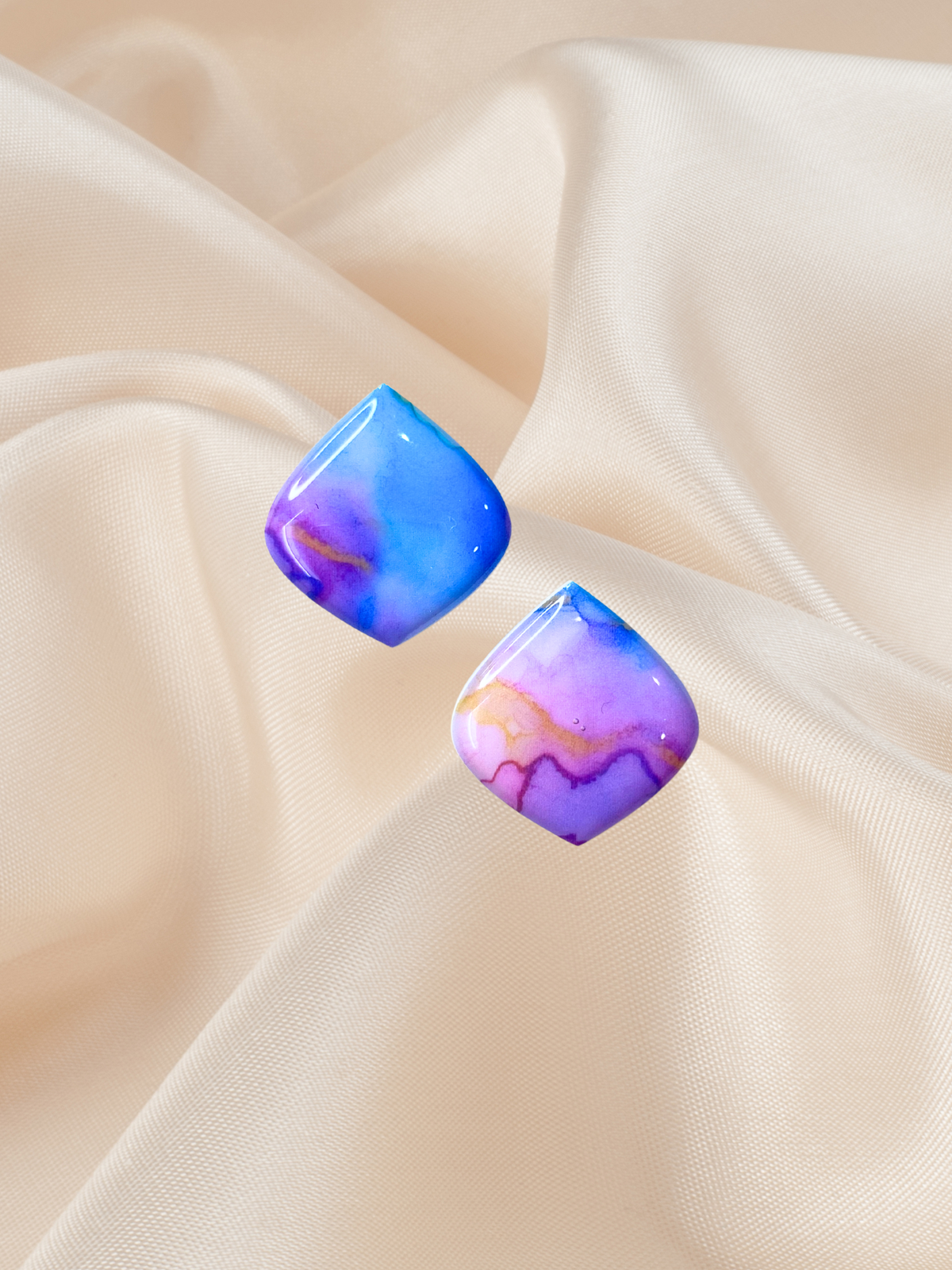 1.8 Teardrop Stud Watercolour Wonderland