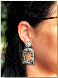 Large Arch Luxe Snow Leopard