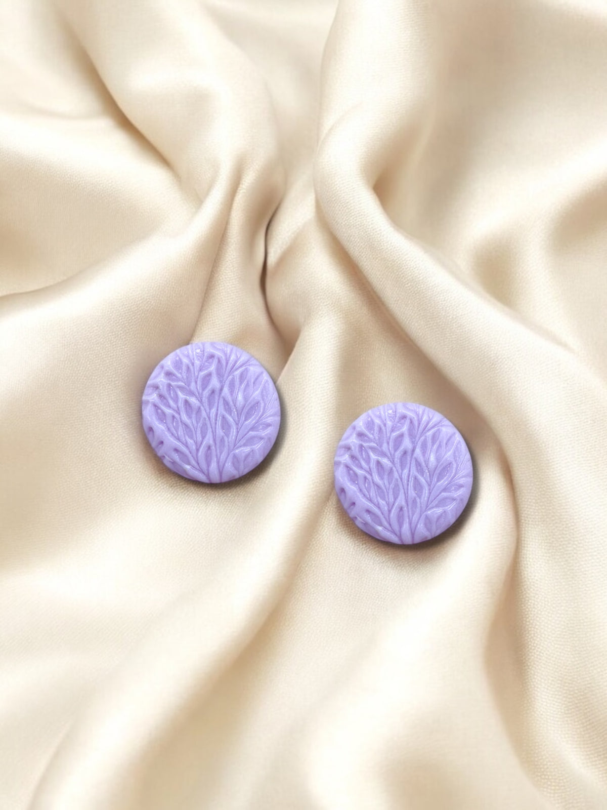 2cm Clay Studs Lavender Grove