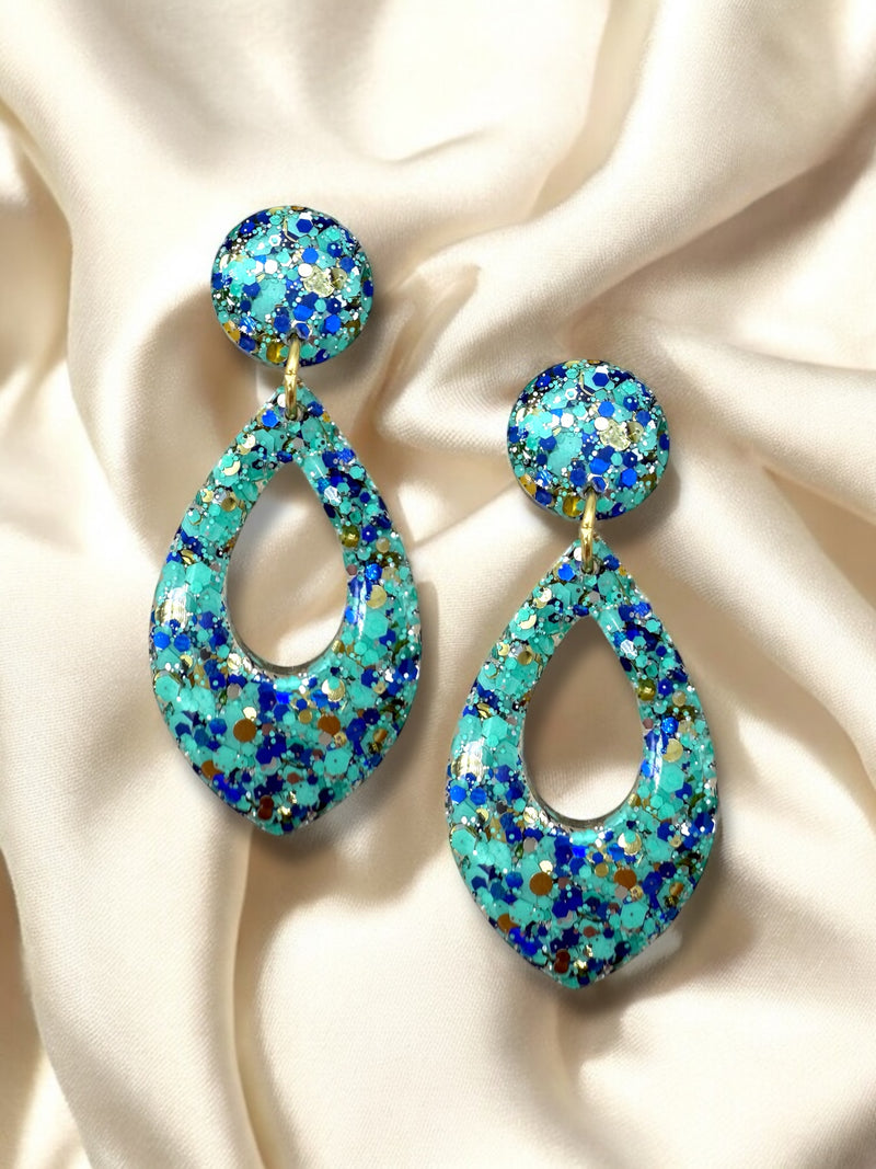 Feature Teardrop Dangle Seaglass Sparkle
