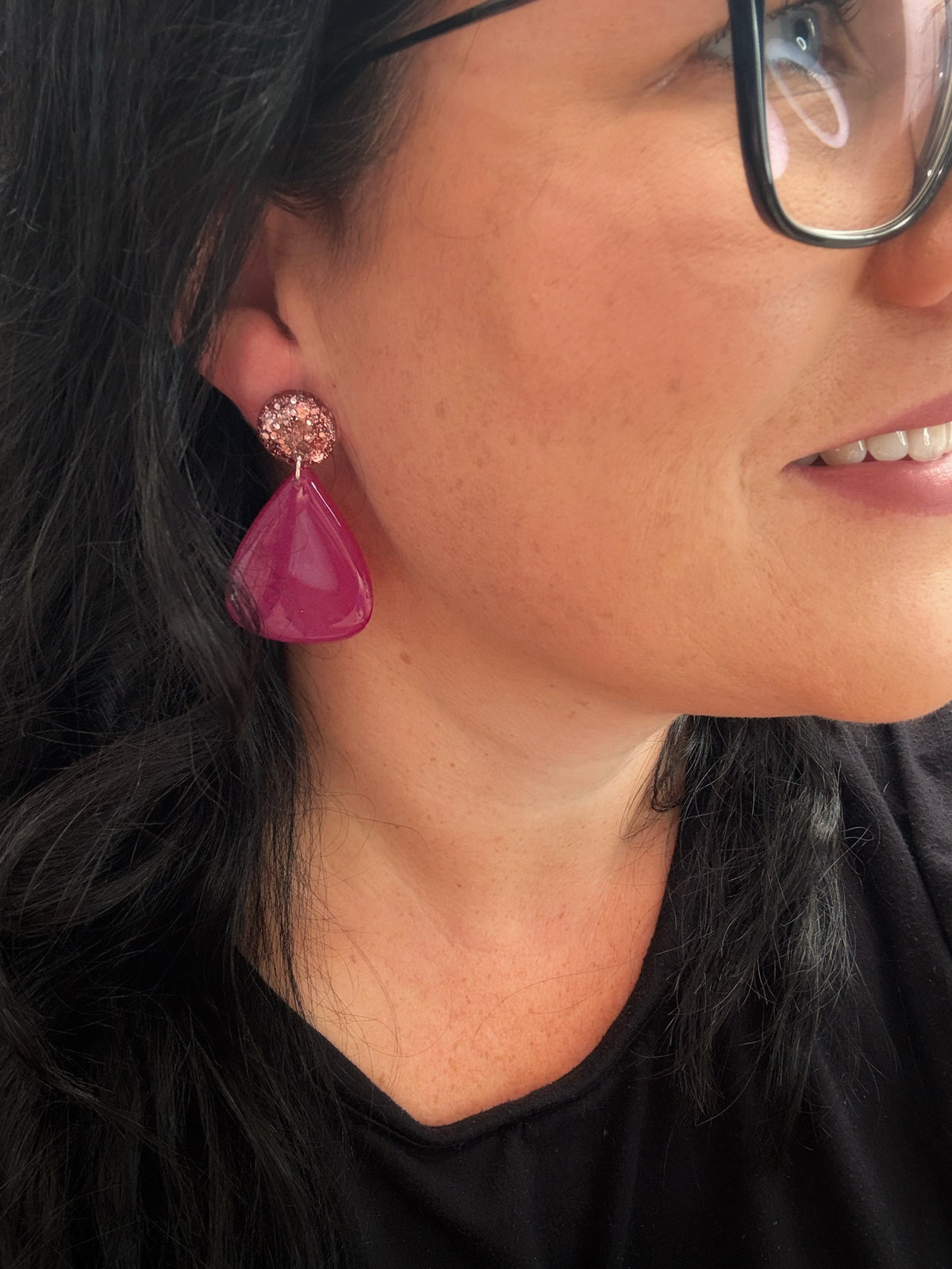 MIDI Teardrop Dangle Fuchsia Glaze