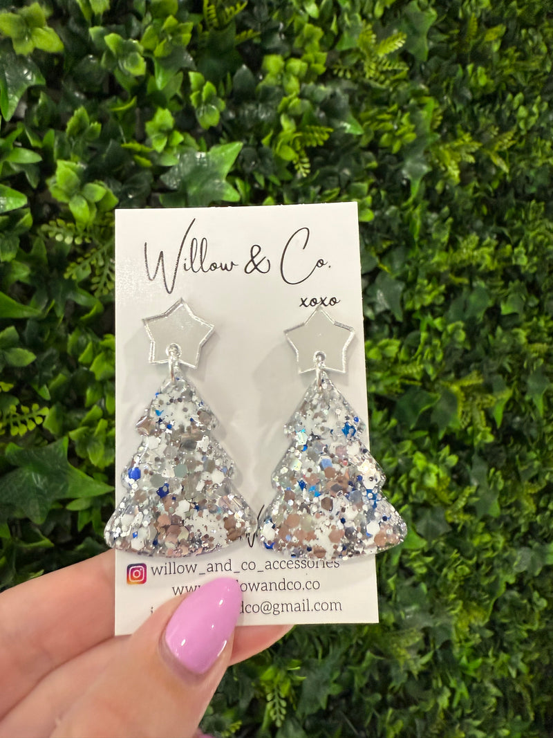 Large Christmas Tree Dangles Snow