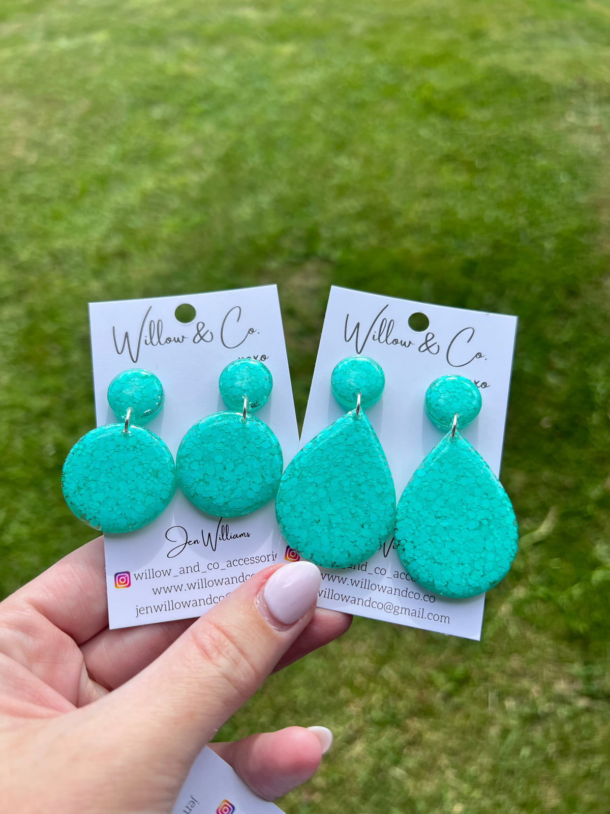 Large Dangle Crisp Green