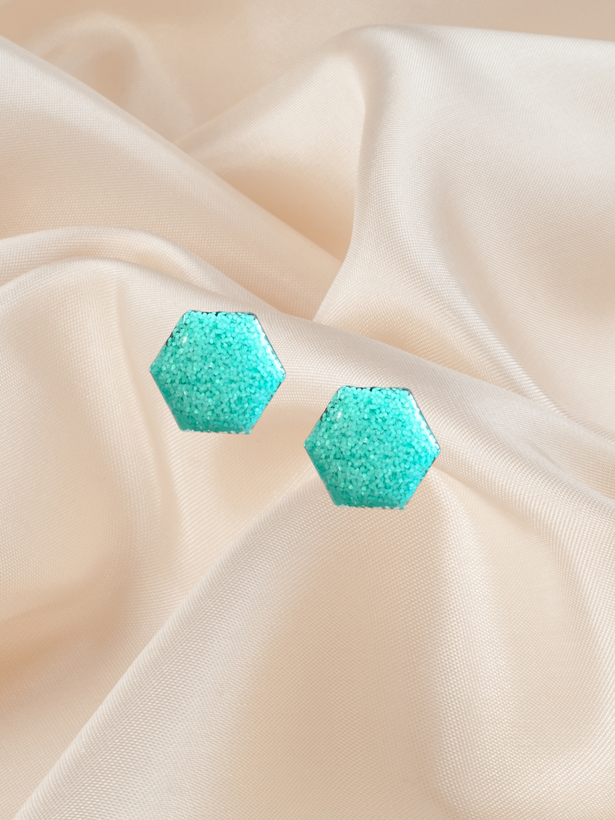 1.5 Hex Stud Minty Fresh