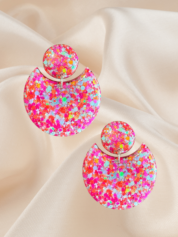 Statement Scoop Dangle Bubblegum Pink