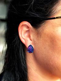 Almond 2cm Stud Fuchsia Sapphire