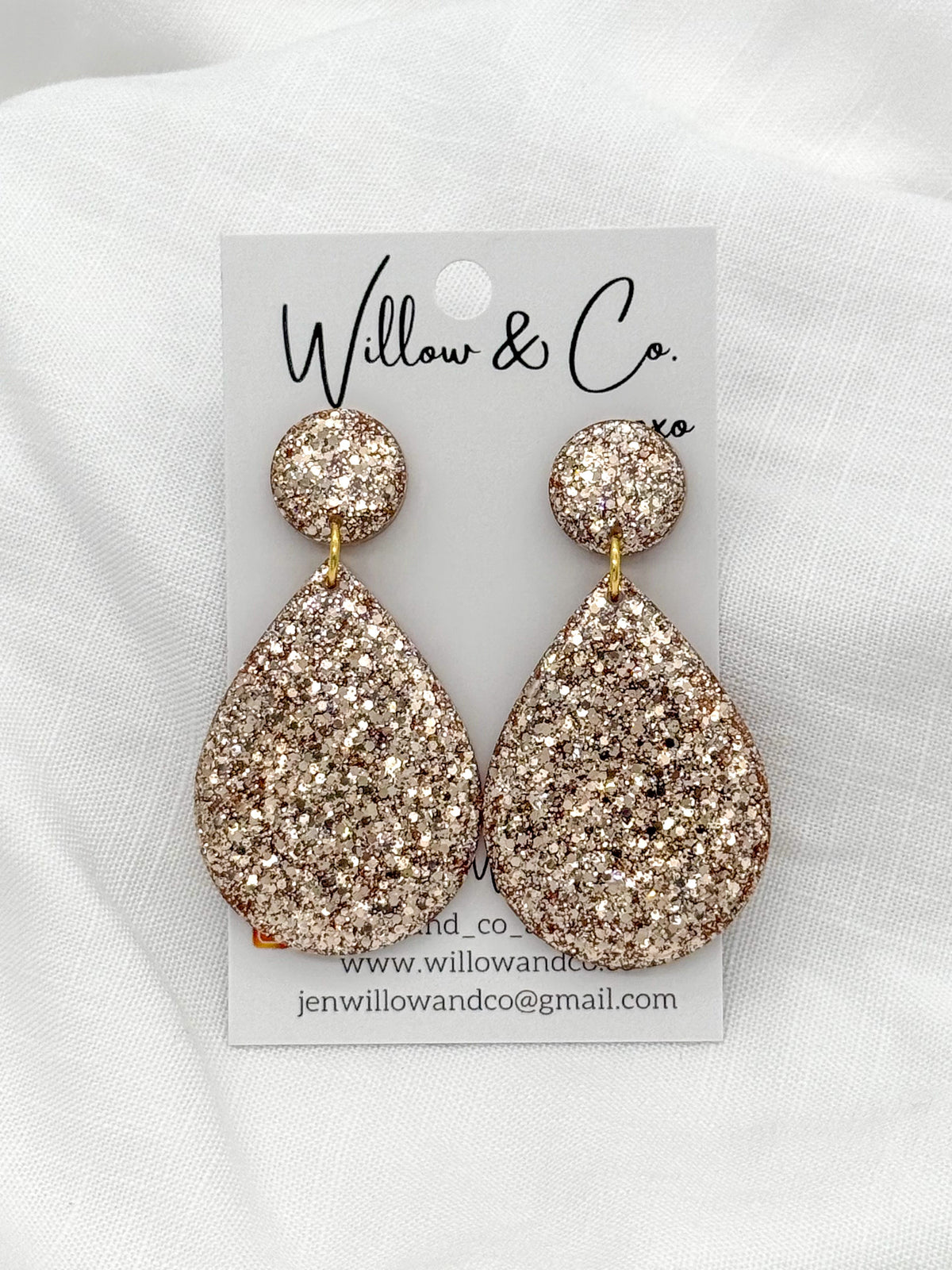 ✨ Vintage Champagne + Rosè Luxe Dangle Duo – Now with BONUS Mini Studs