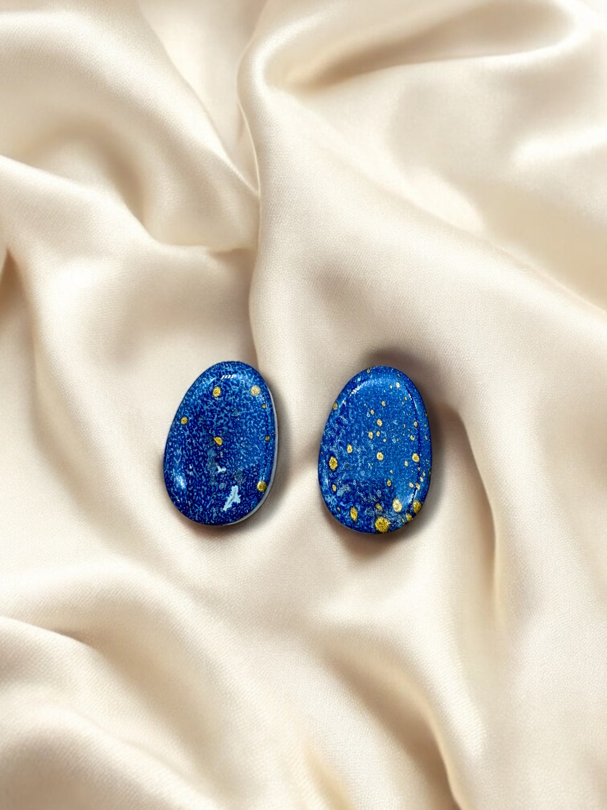 MAXI Stud Handpainted