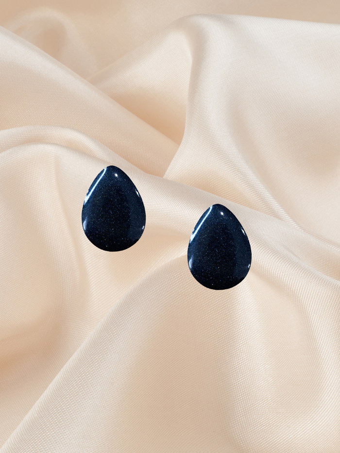 2cm Almond Stud Black
