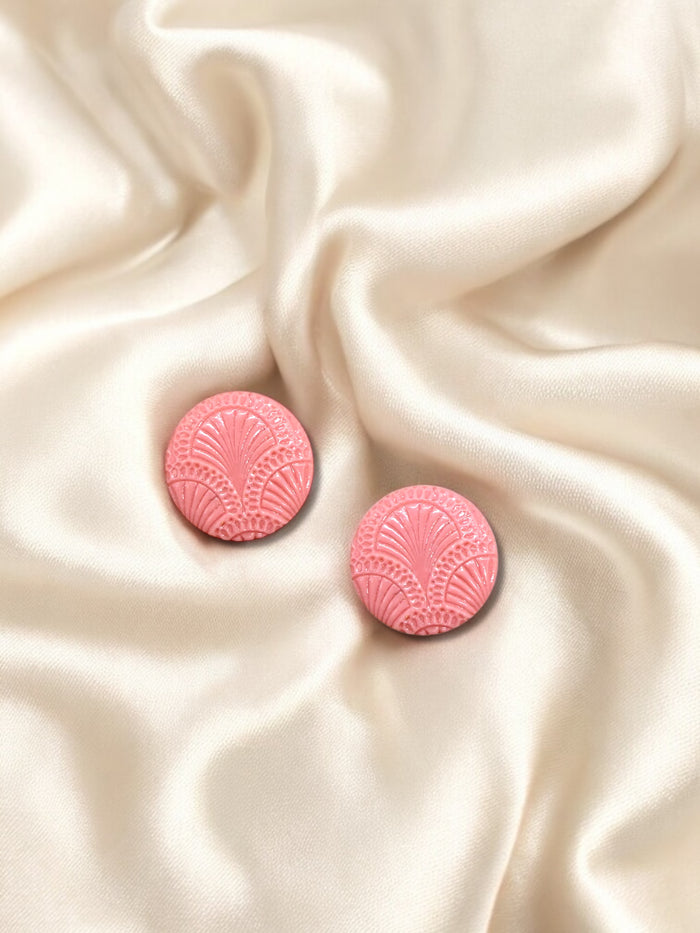 1.5cm Fan Textured Clay Stud Peachy Pink